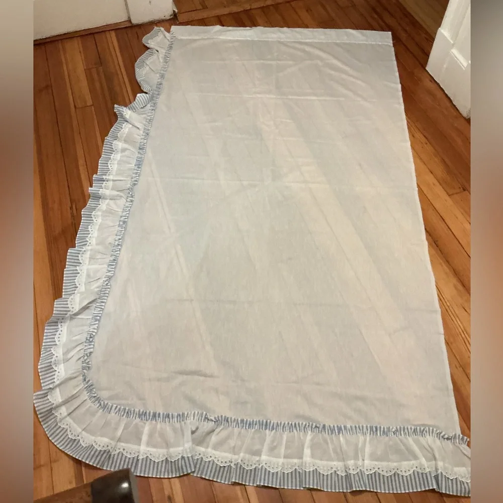 Vintage Shabby Chic Ruffled Curtains